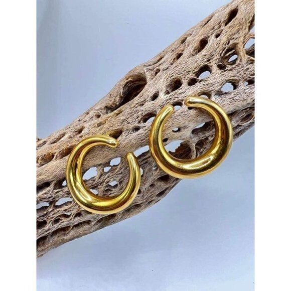 Premier Designs Vintage Swirl Hoop Earrings - Picture 2 of 4